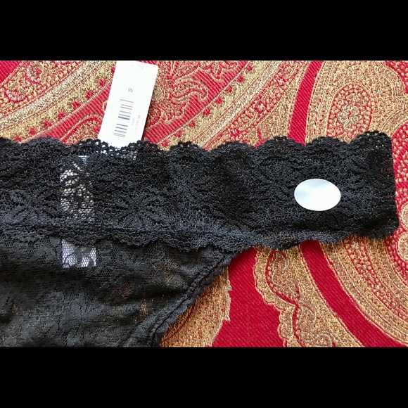 SOLD! N/A ~ GAP Sexy LACE THONG ~Blk~ Med ~New+Tag - Picture 3 of 5